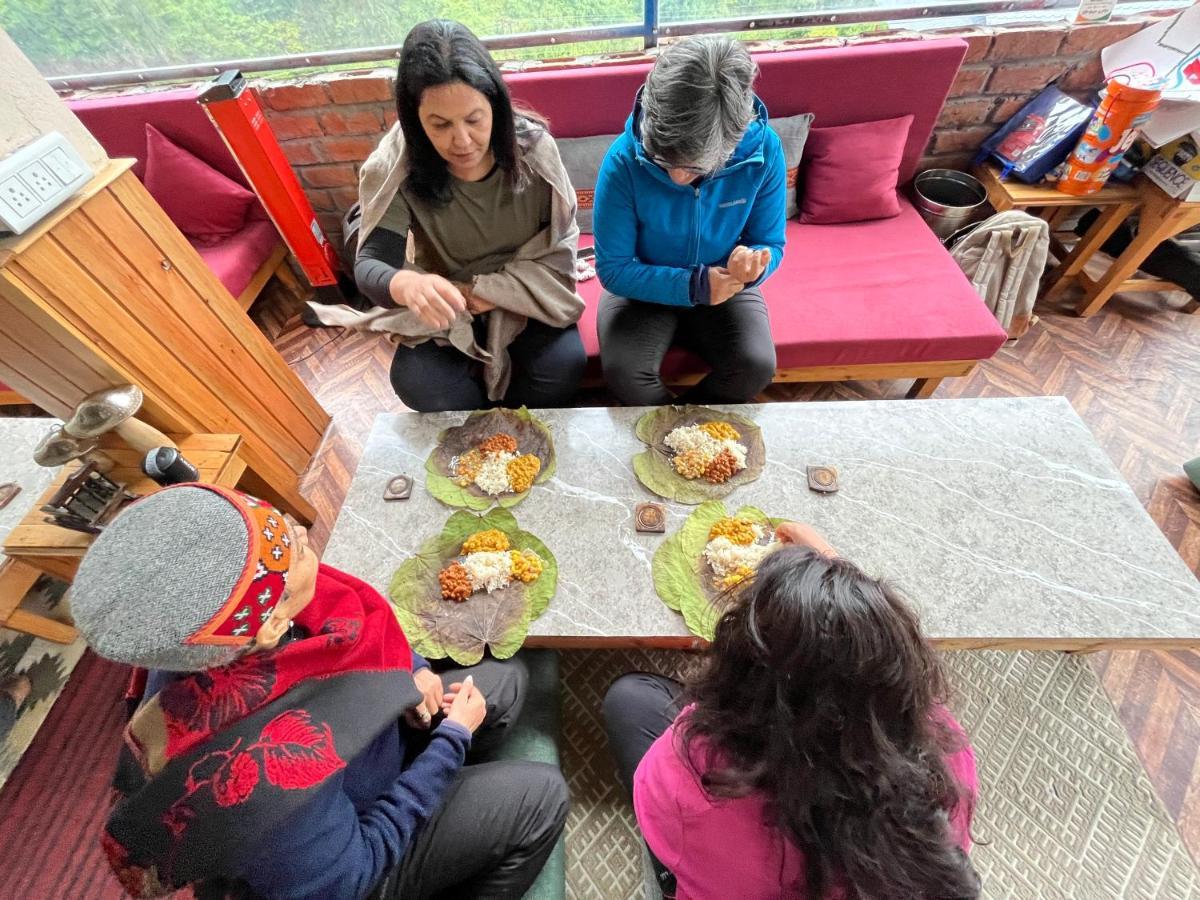 Thepahadians Food & Stay Jibhi Экстерьер фото