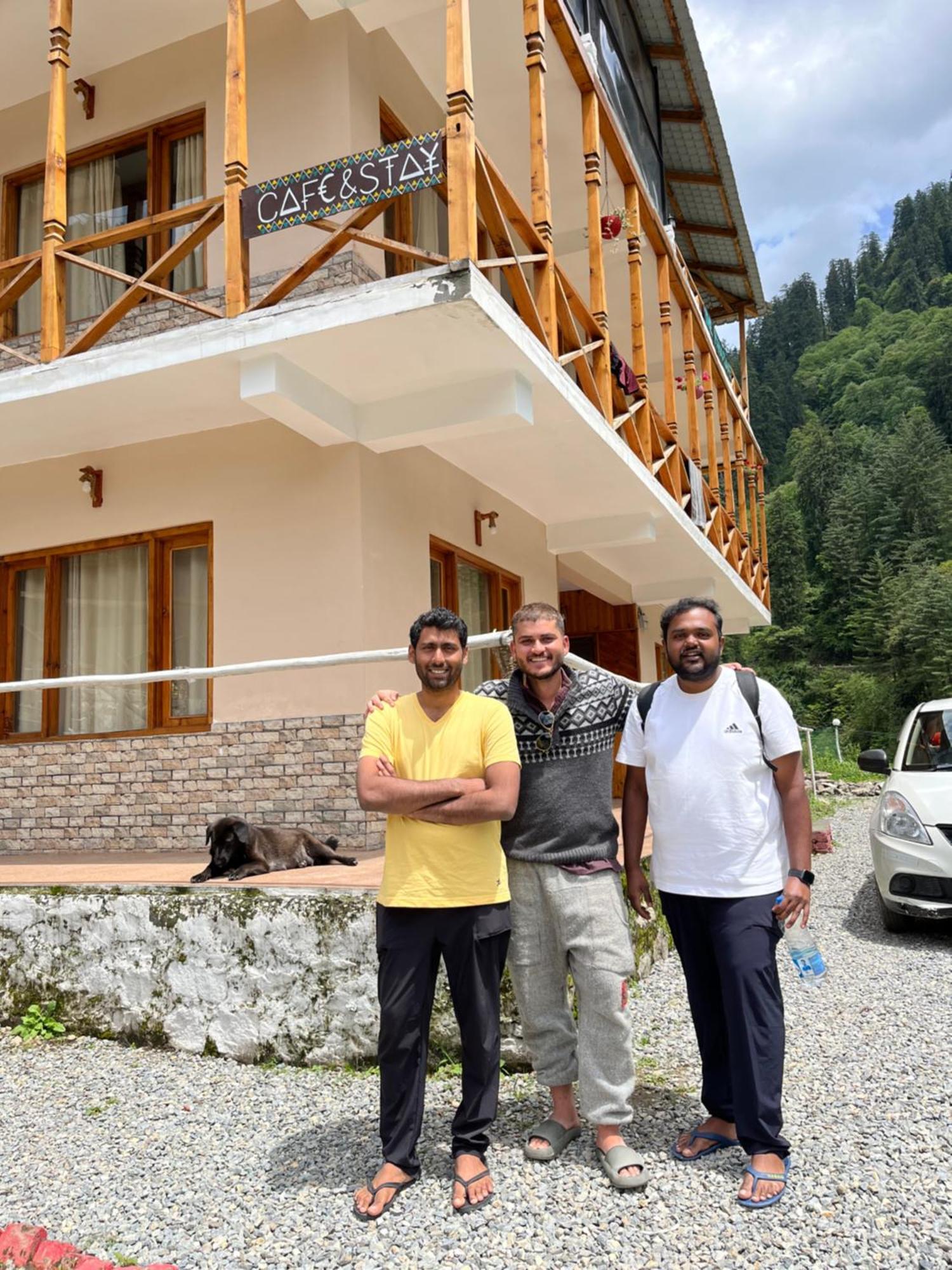 Thepahadians Food & Stay Jibhi Экстерьер фото